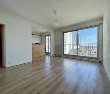 Location Appartement 2 pièces 44m² NANTES 44000 - Photo 2