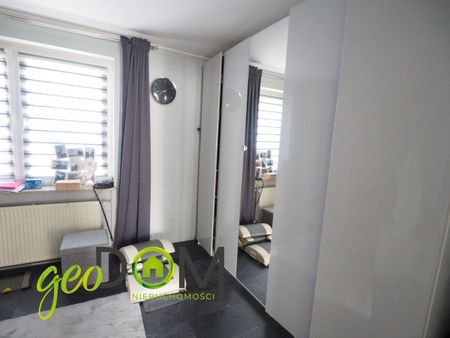 Odrębne mieszkanie w połówce bliźniaka - Zdjęcie 2