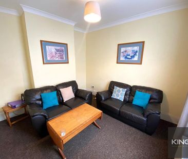 4 bedroom terraced house to rent - Photo 1