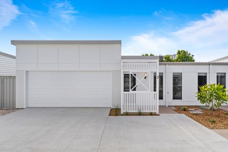 2/629 Esplanade, QLD 4655, Urangan - Photo 5