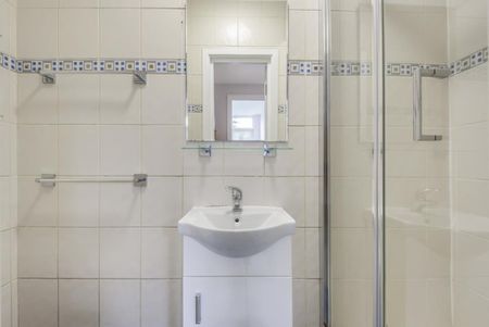 High Street, London W3 - Photo 3