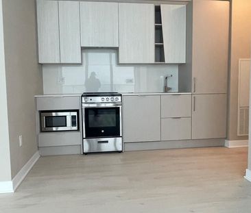 For Lease - 3900 Confederation Parkway Unit# 5404, Mississauga, Ont... - Photo 5