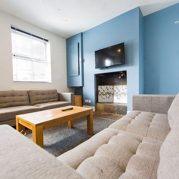 Welton Place, Hyde Park, Leeds - Photo 1