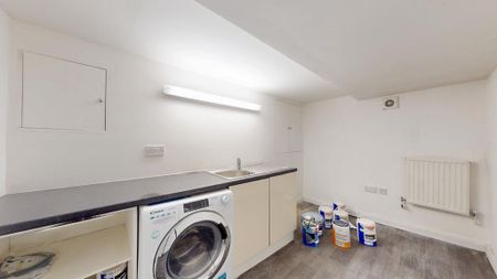 4 bedroom terraced house to rent - Photo 4