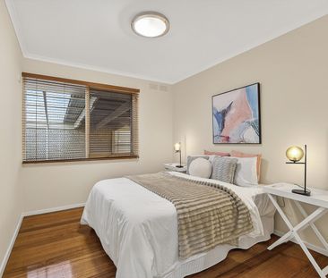 Spacious Family Living with Huge Garage - Photo 5