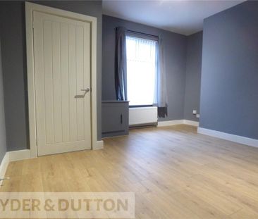2 bedroom terraced house to rent - Photo 4
