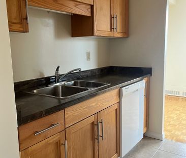 For Lease - 262 Rose Street Unit# 301, Barrie, Ontario - Photo 6