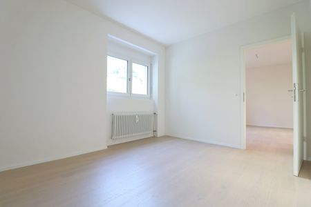 "moderne 2.5-Zimmer-Wohnung mit eigener Waschmaschine" - Photo 4