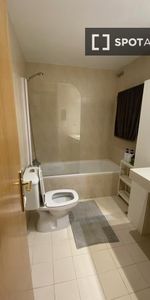 madrid, Community of Madrid 28660 - Photo 3