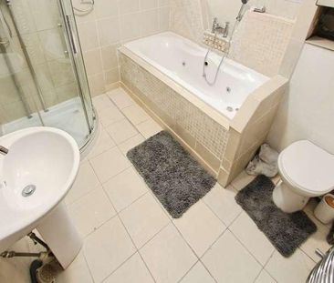 Newton Street, Beeston, Beeston, NG9 - Photo 4