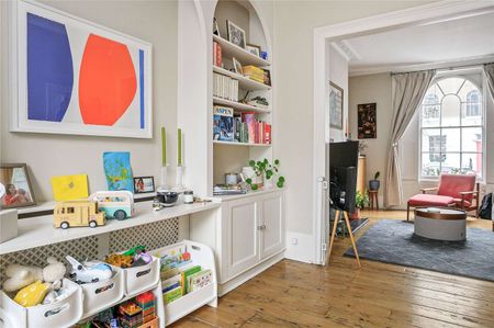 A charming family house situated in the heart of Islington. - Photo 5