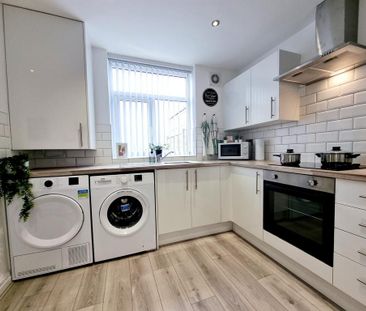 1 bedroom semi-detached house to rent - Photo 4