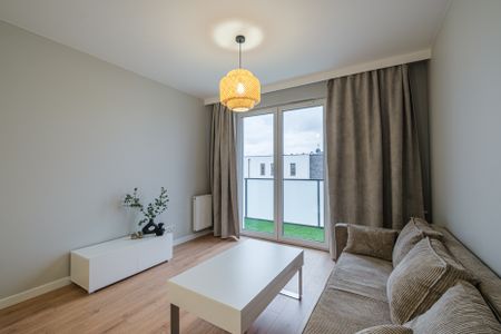 Słoneczne mieszkanie dwupokojowe z balkonem i miejscem postojowym - Zdjęcie 2