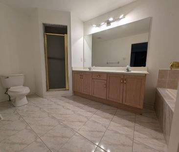 For Lease - 78 Bridlepath Street, Richmond Hill, Ontario - Photo 6