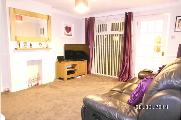 Baberton Mains Gardens, Edinburgh, EH14 3BX - Photo 1