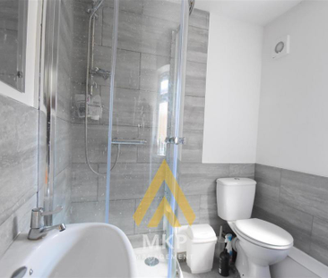 4 bedroom terraced house to rent - Photo 6