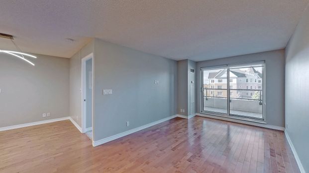 For Lease - 18 Harding Boulevard Unit# 323, Richmond Hill, Ontario - Photo 1