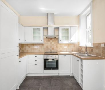 3 bedroom House To Let - Photo 6