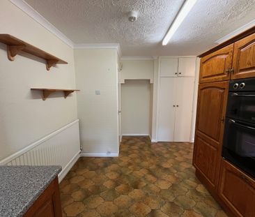 Cypress Grove, Stoke-On-Trent, Blythe Bridge - Photo 6