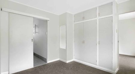 Renovated apartments located in the heart of G... - Photo 2