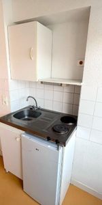 Location Appartement 1 pièce 23m² ROANNE 42300 - Photo 3