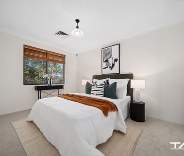 YOUR PERFECT WESTMEAD LIFESTYLE AWAITS! - Photo 5