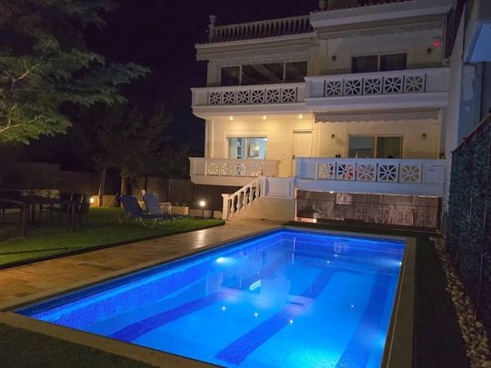 Μονοκατοικία για ενοικίαση Καλύβια Θορικού - Photo 1