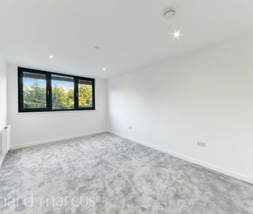 High Road, Whetstone - Photo 6