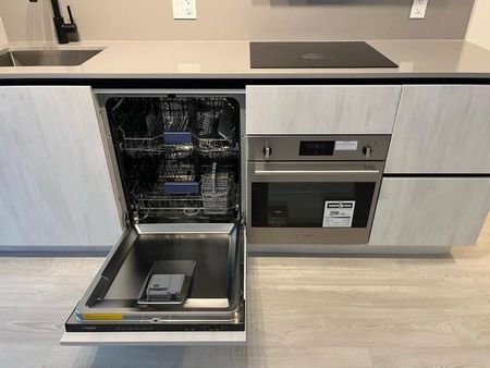 For Lease - 35 Parliament Street Unit# 327, Toronto, Ontario - Photo 5