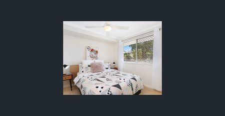 Spacious Family Living in Quiet Location - Photo 4