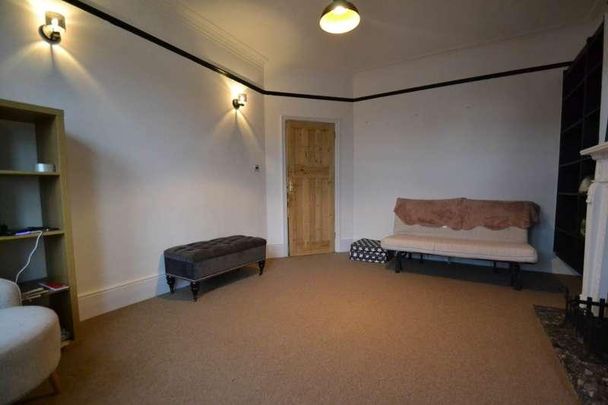 Drayton Bridge Road, London, W7 - Photo 1