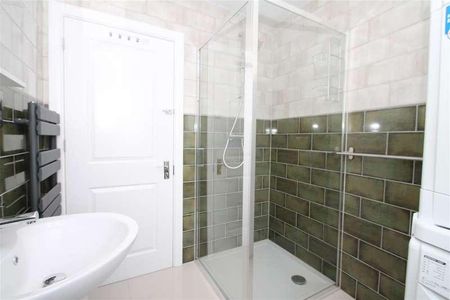 Tudor Way, Southgate, London, N14 - Photo 2