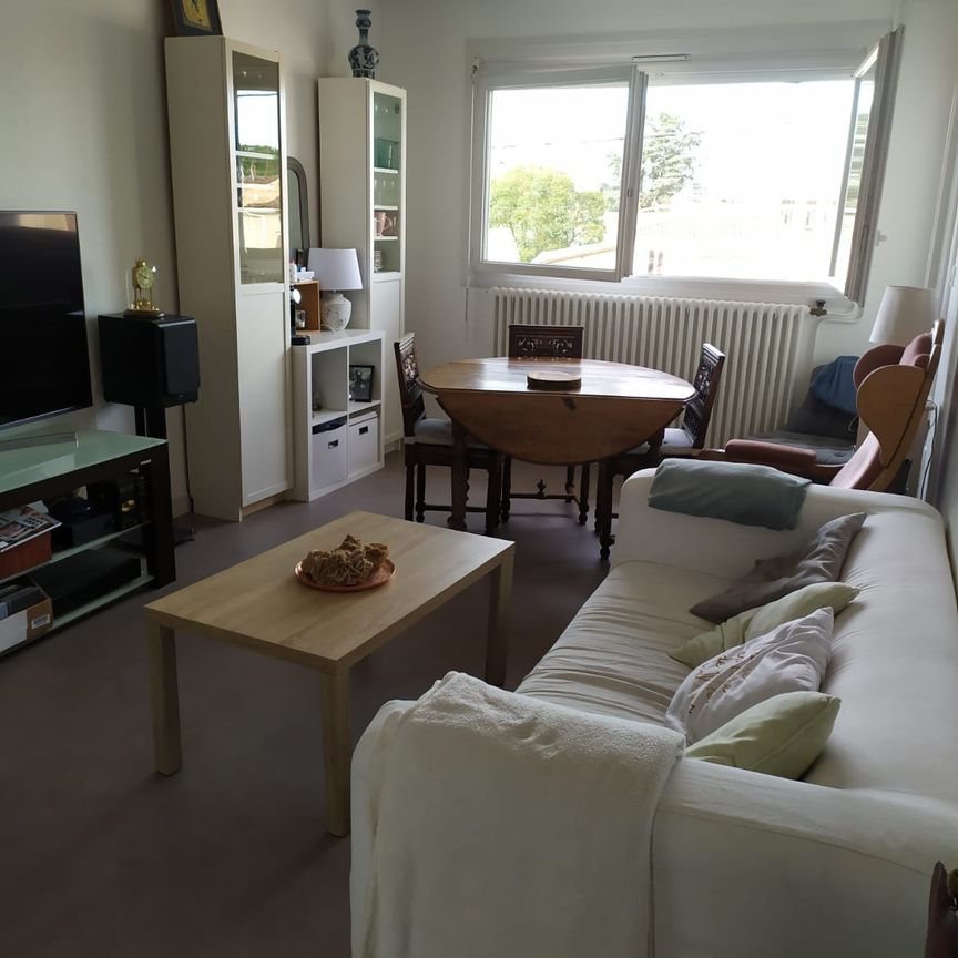 Location Appartement 4 pièces 74m² MARMANDE 47200 - Photo 2