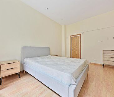 Studio to rent - Photo 6