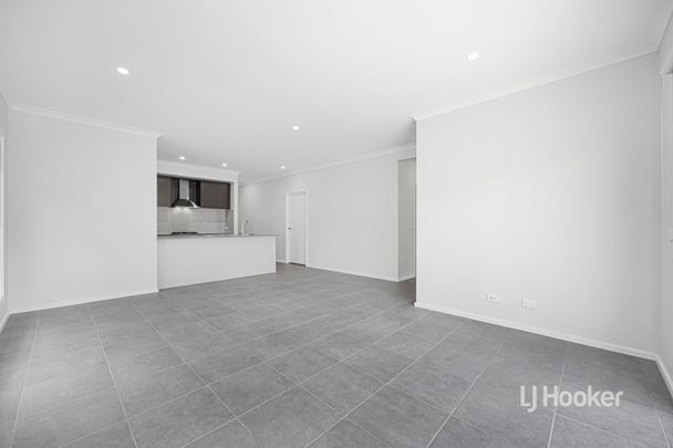 24 Gansha Street, Weir Views VIC, Belconnen - Photo 1