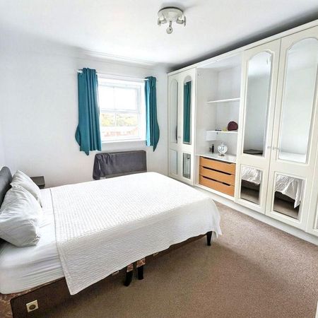 St. Peters Wharf, St Peters Basin, Newcastle upon Tyne, Tyne and Wear, NE6 1TW - Photo 2