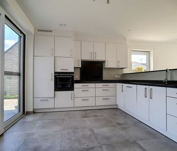 Huis te huur in Wondelgem voor € 1.400 met 4 slaapkamers - Foto 2