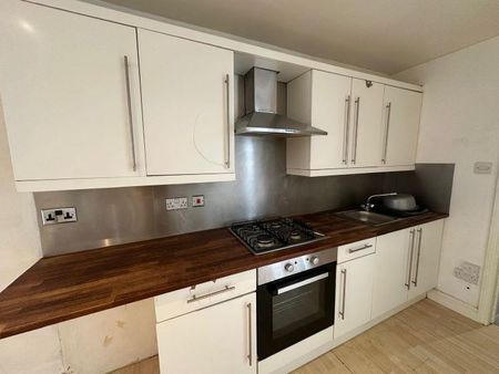 1 bedroom flat to rent - Photo 4