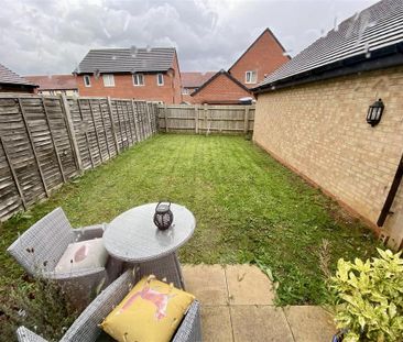 3 bedroom semi-detached house to rent - Photo 6