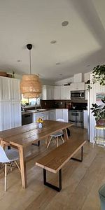 Beautiful, bright home in Southeast Kelowna - Photo 3