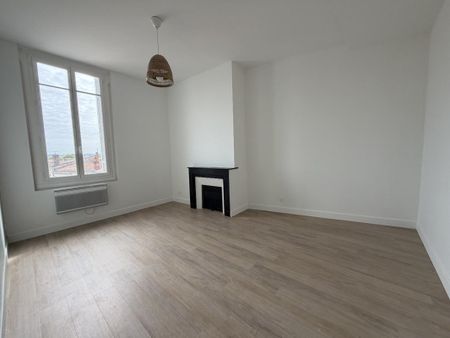 Location Appartement 2 pièces 48m² BORDEAUX 33800 - Photo 2