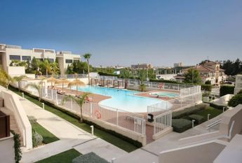 Alquiler de piso en Avenida Sierra Morena, 1