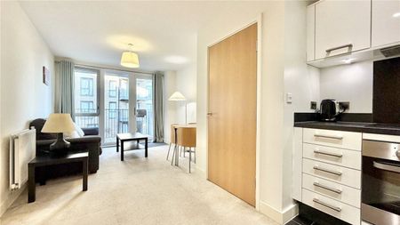 28, Charcot Road,, London, NW9 - Photo 2