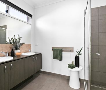 Family Living with Style, Space & Stunning Sunsets - Photo 5