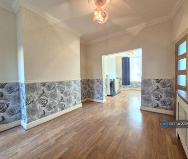 3 bedroom terraced house to rent - Photo 1