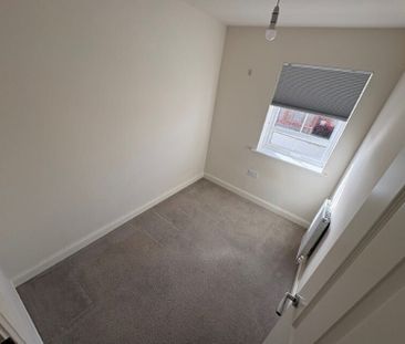 Davy Road, Doncaster, New Rossington - Photo 6