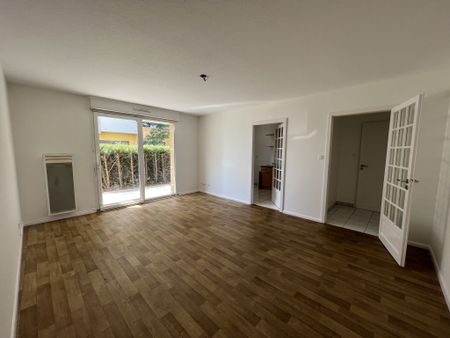 Location Appartement 3 pièces 67m² SELESTAT 67600 - Photo 2