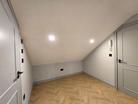 6 bedroom semi-detached bungalow to rent - Photo 3