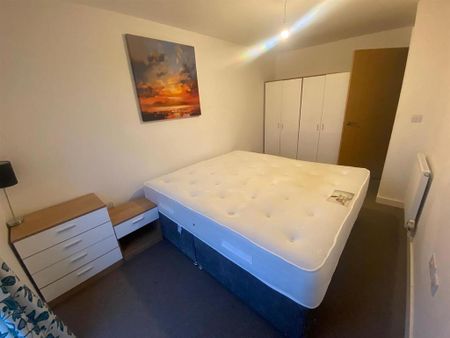 2 bedroom apartment to rent - Photo 2