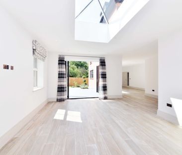 £6,000 - To Let - Photo 3